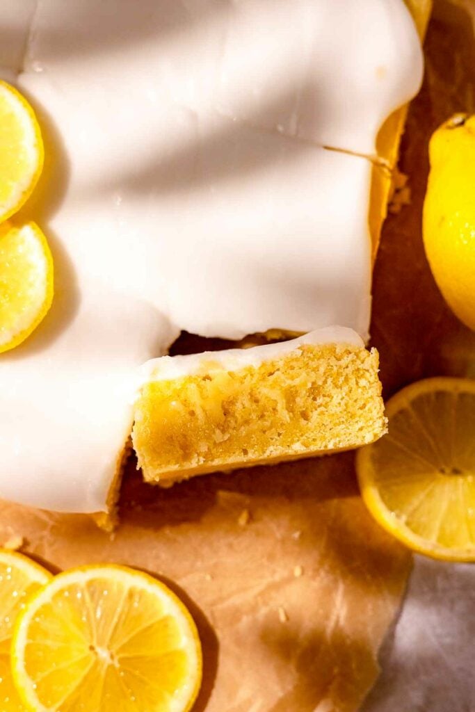 Sliced lemon brownie with sugar glaze