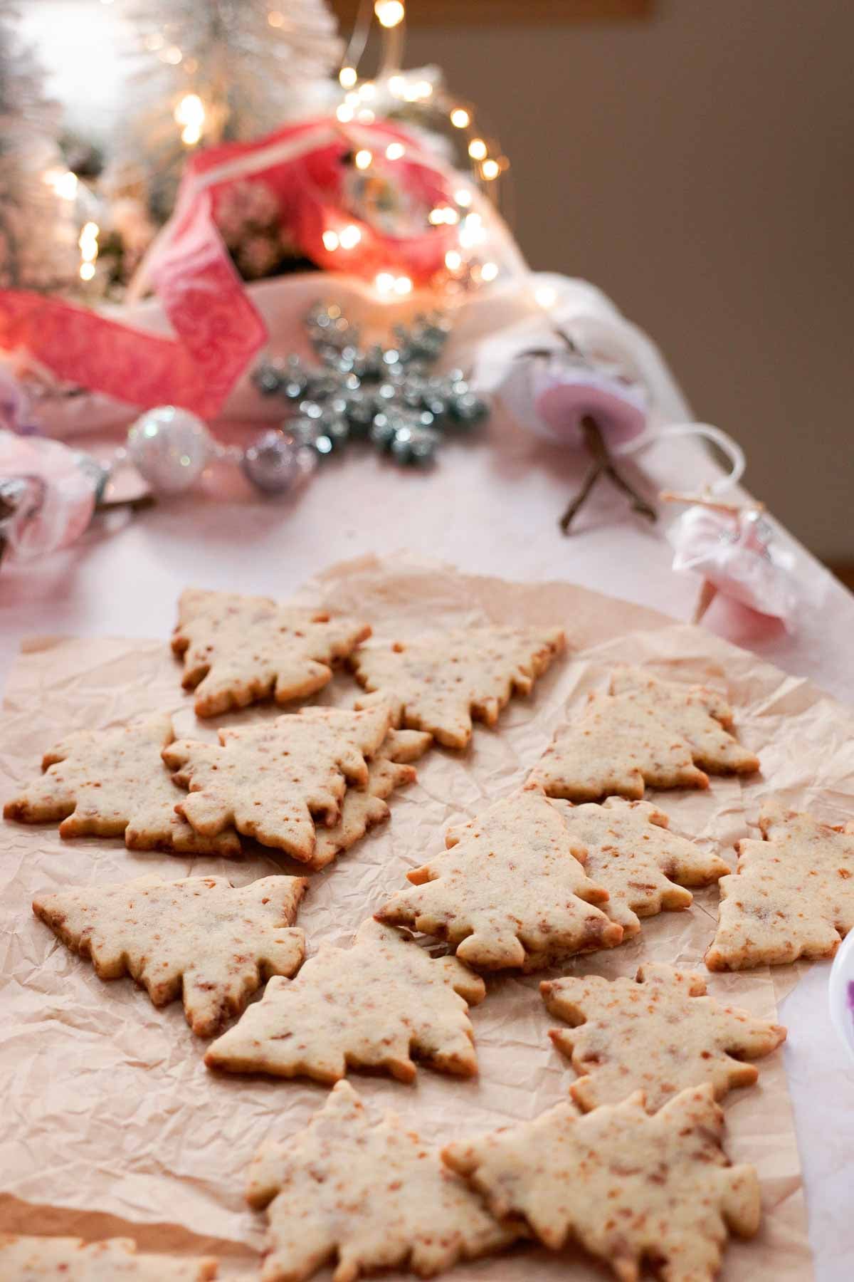 baked caramel toffee sugar cookies on parchment paper