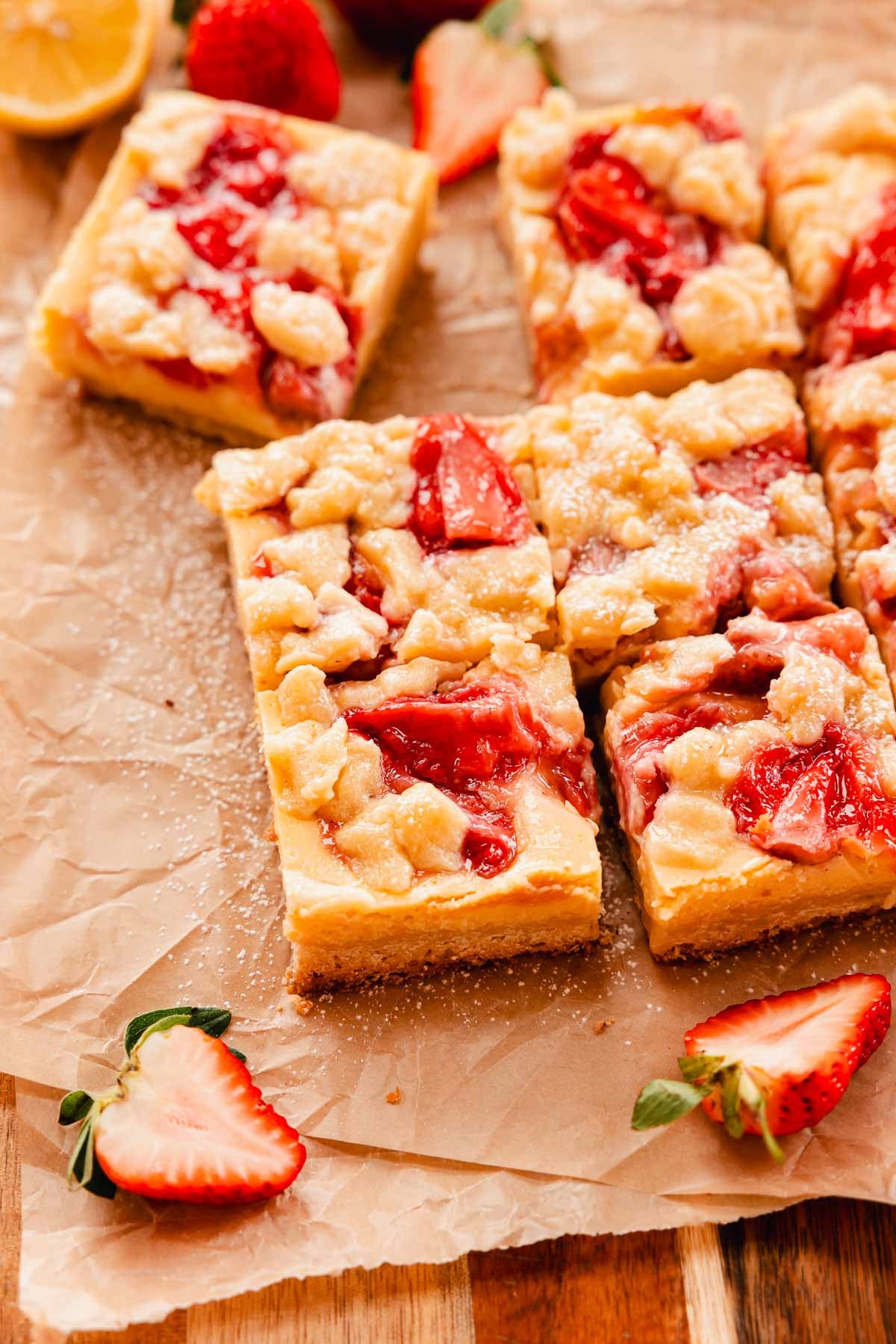 lemon strawberry bars with shortbread crumble