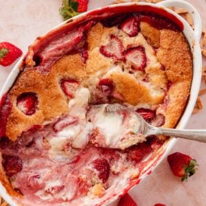 strawberry cobbler with cheesecake filling