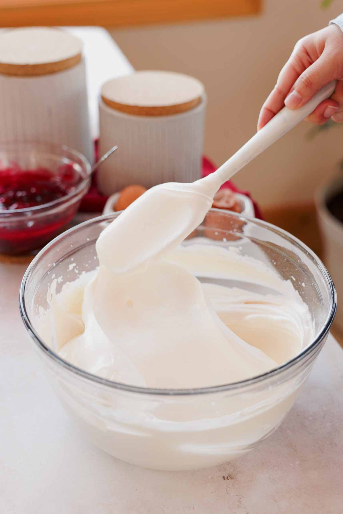 whipped sour cream frosting